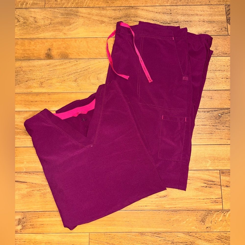 Women’s Carhartt Force Scrub Set Size XL